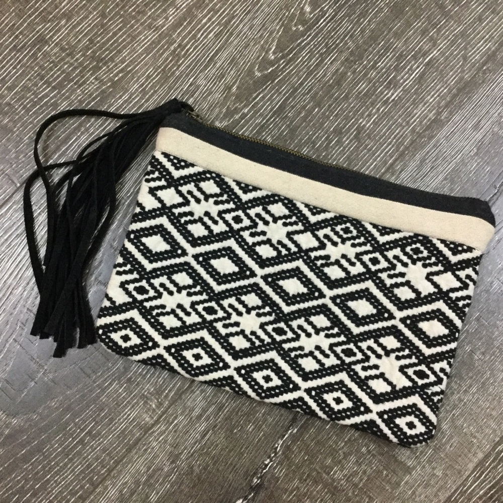 LOFT zippered black and white boho clutch